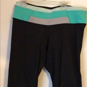 Lulumeon crop leggings- REVERSIBLE